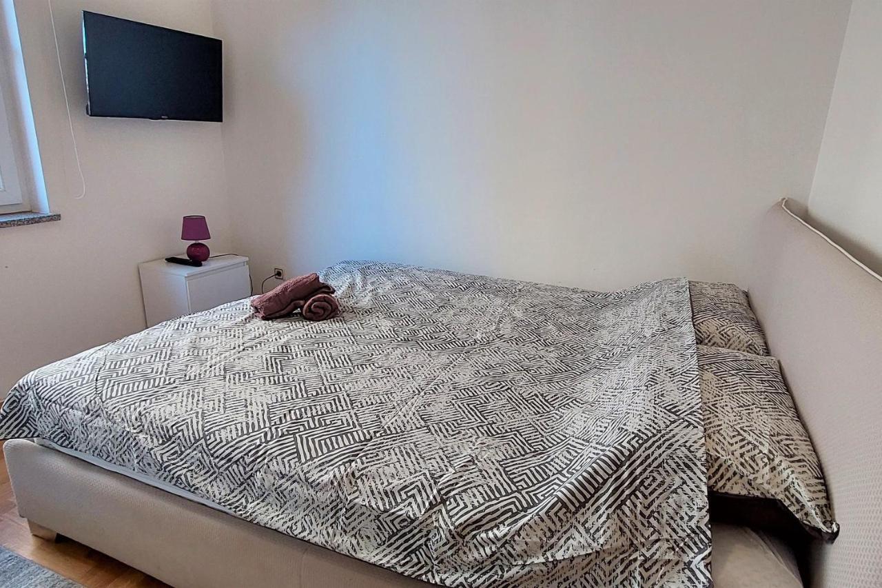 Apartman Crikvenica 35862 - Rea ภายนอก รูปภาพ